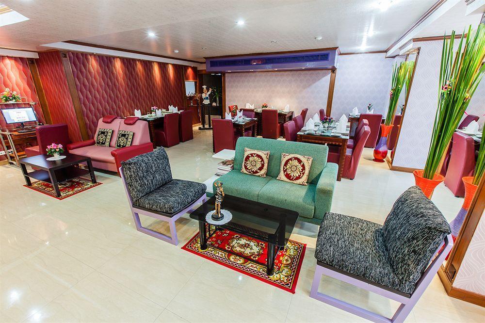 Oyo 796 Paradise Sukhumvit Hotel 방콕 외부 사진