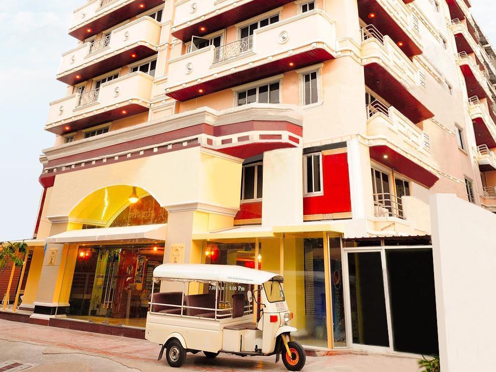 Oyo 796 Paradise Sukhumvit Hotel 방콕 외부 사진