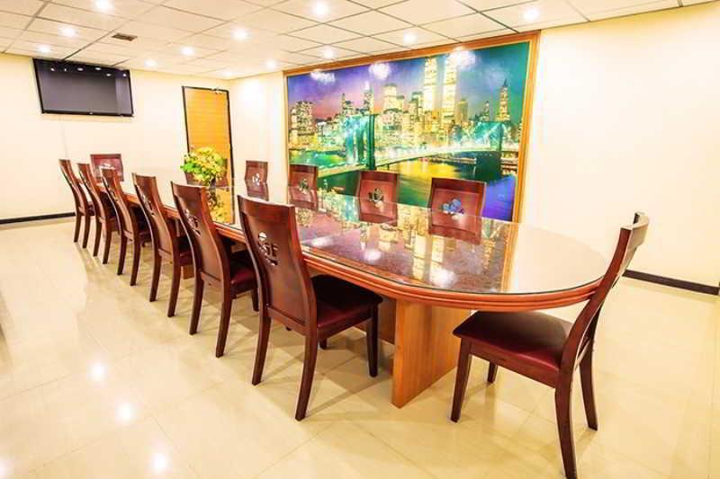 Oyo 796 Paradise Sukhumvit Hotel 방콕 외부 사진