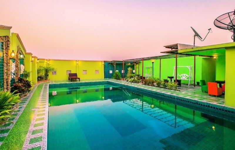 Oyo 796 Paradise Sukhumvit Hotel 방콕 외부 사진