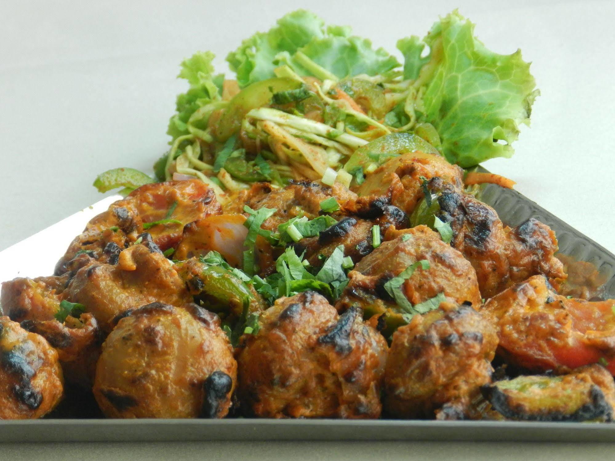 Oyo 796 Paradise Sukhumvit Hotel 방콕 외부 사진