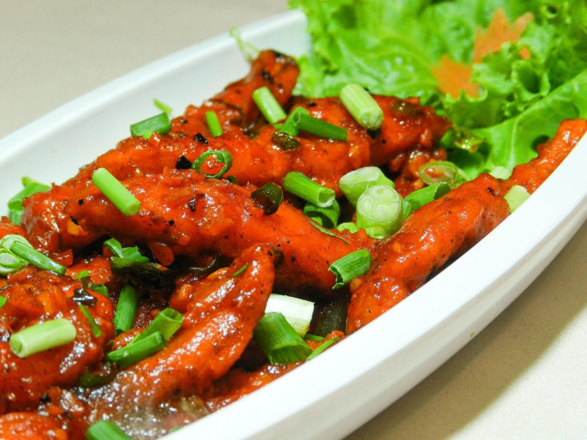 Oyo 796 Paradise Sukhumvit Hotel 방콕 외부 사진
