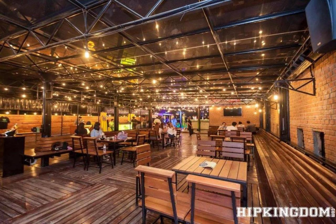 Oyo 796 Paradise Sukhumvit Hotel 방콕 외부 사진